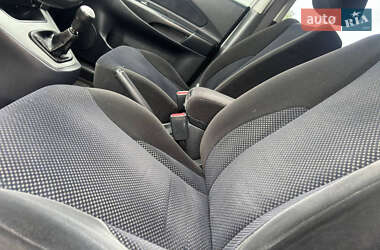 Внедорожник / Кроссовер Hyundai Tucson 2010 в 