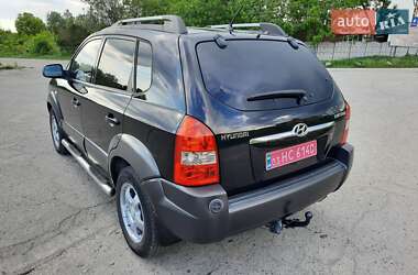 Внедорожник / Кроссовер Hyundai Tucson 2006 в 