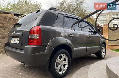 Позашляховик / Кросовер Hyundai Tucson 2009 в 
