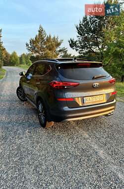 Внедорожник / Кроссовер Hyundai Tucson 2020 в 