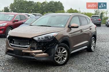 Позашляховик / Кросовер Hyundai Tucson 2017 в 