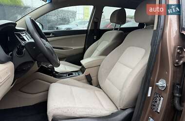 Позашляховик / Кросовер Hyundai Tucson 2017 в 