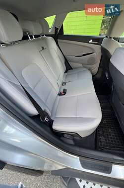 Позашляховик / Кросовер Hyundai Tucson 2019 в 