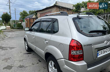Внедорожник / Кроссовер Hyundai Tucson 2008 в 