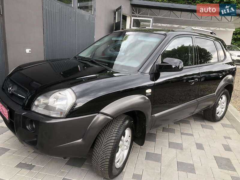 Позашляховик / Кросовер Hyundai Tucson 2007 в 