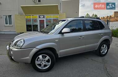 Позашляховик / Кросовер Hyundai Tucson 2006 в 