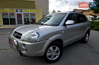 Позашляховик / Кросовер Hyundai Tucson 2006 в 