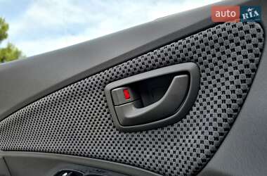 Позашляховик / Кросовер Hyundai Tucson 2006 в 