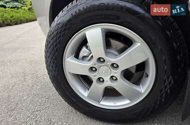 Позашляховик / Кросовер Hyundai Tucson 2006 в 