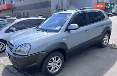 Внедорожник / Кроссовер Hyundai Tucson 2007 в 