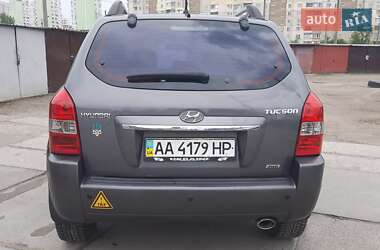 Внедорожник / Кроссовер Hyundai Tucson 2008 в 