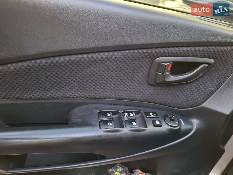 Внедорожник / Кроссовер Hyundai Tucson 2006 в Тернополе