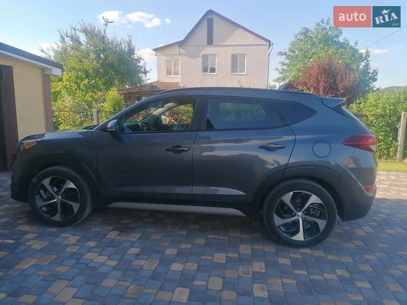 Позашляховик / Кросовер Hyundai Tucson 2017 в Дніпрі фото 2 Позашляховик / Кросовер Hyundai Tucson 2017 в Дніпрі