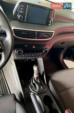 Позашляховик / Кросовер Hyundai Tucson 2020 в 
