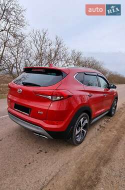 Позашляховик / Кросовер Hyundai Tucson 2017 в 
