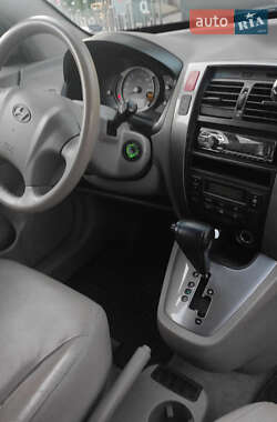 Внедорожник / Кроссовер Hyundai Tucson 2005 в 