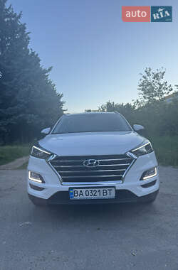 Внедорожник / Кроссовер Hyundai Tucson 2019 в 