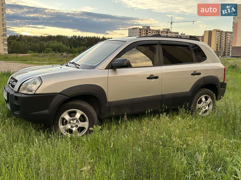 Внедорожник / Кроссовер Hyundai Tucson 2008 в Чернигове