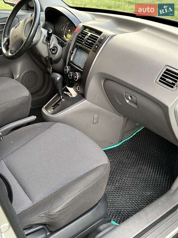 Внедорожник / Кроссовер Hyundai Tucson 2008 в Чернигове