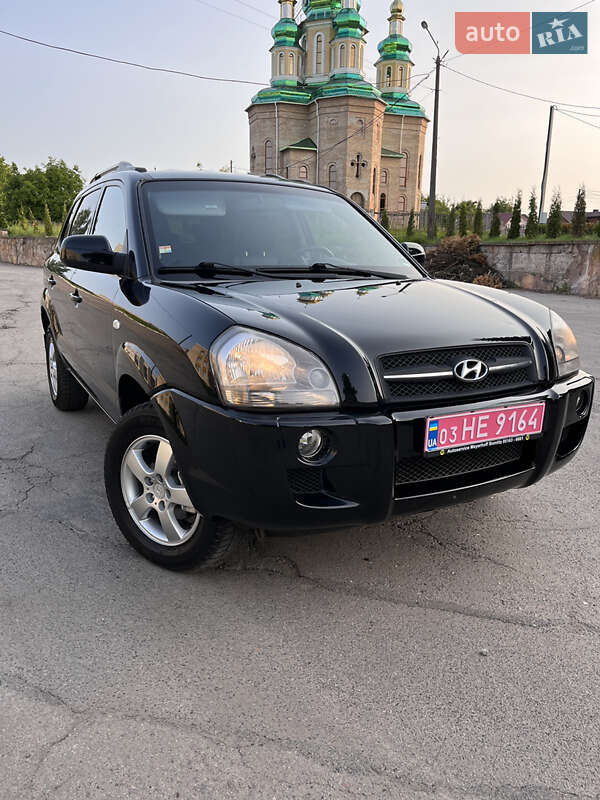 Позашляховик / Кросовер Hyundai Tucson 2005 в 