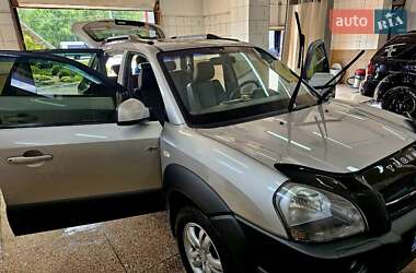 Внедорожник / Кроссовер Hyundai Tucson 2007 в 