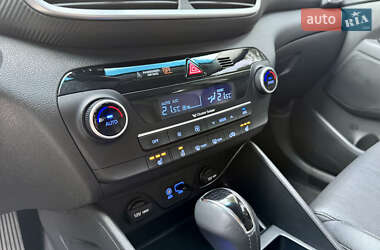 Внедорожник / Кроссовер Hyundai Tucson 2019 в 