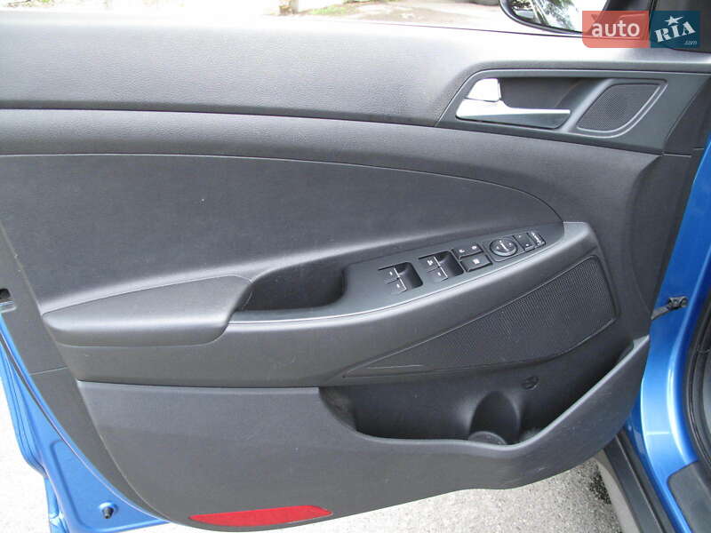 Внедорожник / Кроссовер Hyundai Tucson 2017 в Киеве