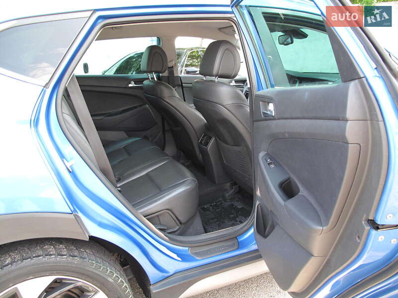 Внедорожник / Кроссовер Hyundai Tucson 2017 в Киеве