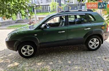 Внедорожник / Кроссовер Hyundai Tucson 2007 в 