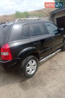 Внедорожник / Кроссовер Hyundai Tucson 2007 в 