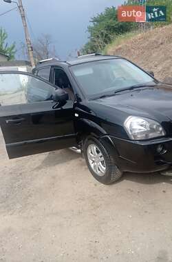 Внедорожник / Кроссовер Hyundai Tucson 2007 в 