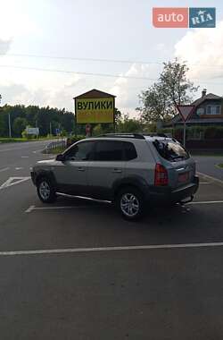 Внедорожник / Кроссовер Hyundai Tucson 2007 в 