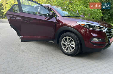 Позашляховик / Кросовер Hyundai Tucson 2017 в 