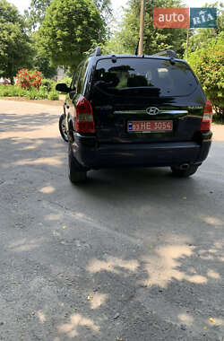 Внедорожник / Кроссовер Hyundai Tucson 2006 в 