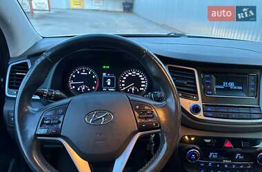Позашляховик / Кросовер Hyundai Tucson 2016 в Києві