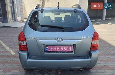 Внедорожник / Кроссовер Hyundai Tucson 2005 в 