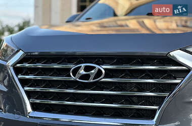Внедорожник / Кроссовер Hyundai Tucson 2019 в 