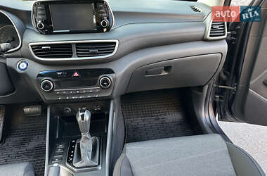 Внедорожник / Кроссовер Hyundai Tucson 2019 в 