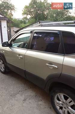 Внедорожник / Кроссовер Hyundai Tucson 2008 в 
