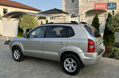 Внедорожник / Кроссовер Hyundai Tucson 2008 в 