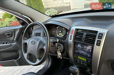 Внедорожник / Кроссовер Hyundai Tucson 2008 в 