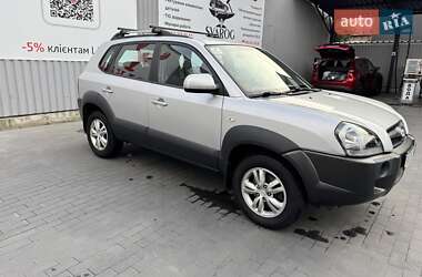 Позашляховик / Кросовер Hyundai Tucson 2011 в Києві