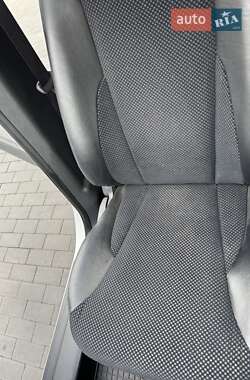 Внедорожник / Кроссовер Hyundai Tucson 2011 в 