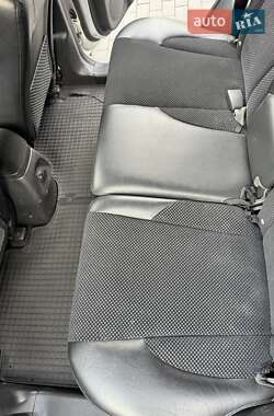 Внедорожник / Кроссовер Hyundai Tucson 2011 в 