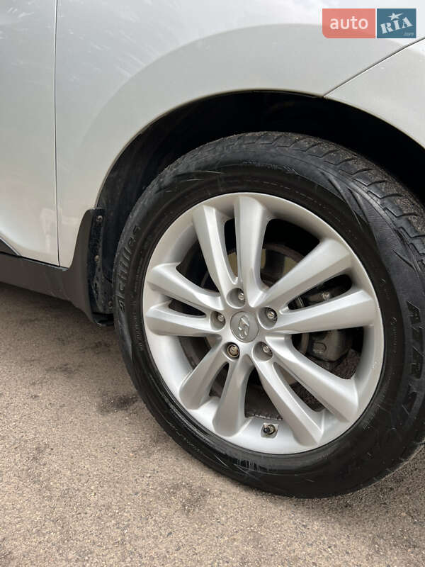 Позашляховик / Кросовер Hyundai Tucson 2012 в Кривому Розі