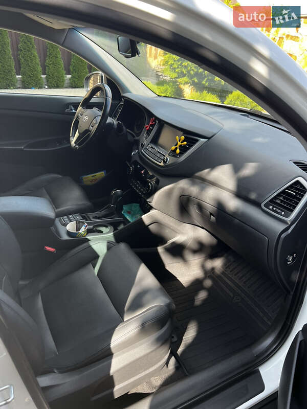 Внедорожник / Кроссовер Hyundai Tucson 2016 в Виннице фото 8 Внедорожник / Кроссовер Hyundai Tucson 2016 в Виннице