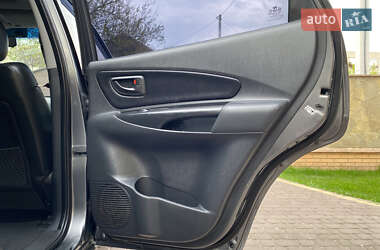Внедорожник / Кроссовер Hyundai Tucson 2009 в 