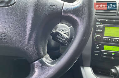 Внедорожник / Кроссовер Hyundai Tucson 2009 в 