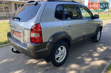 Внедорожник / Кроссовер Hyundai Tucson 2007 в 