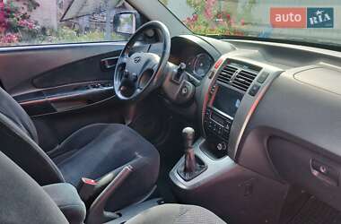 Внедорожник / Кроссовер Hyundai Tucson 2008 в 
